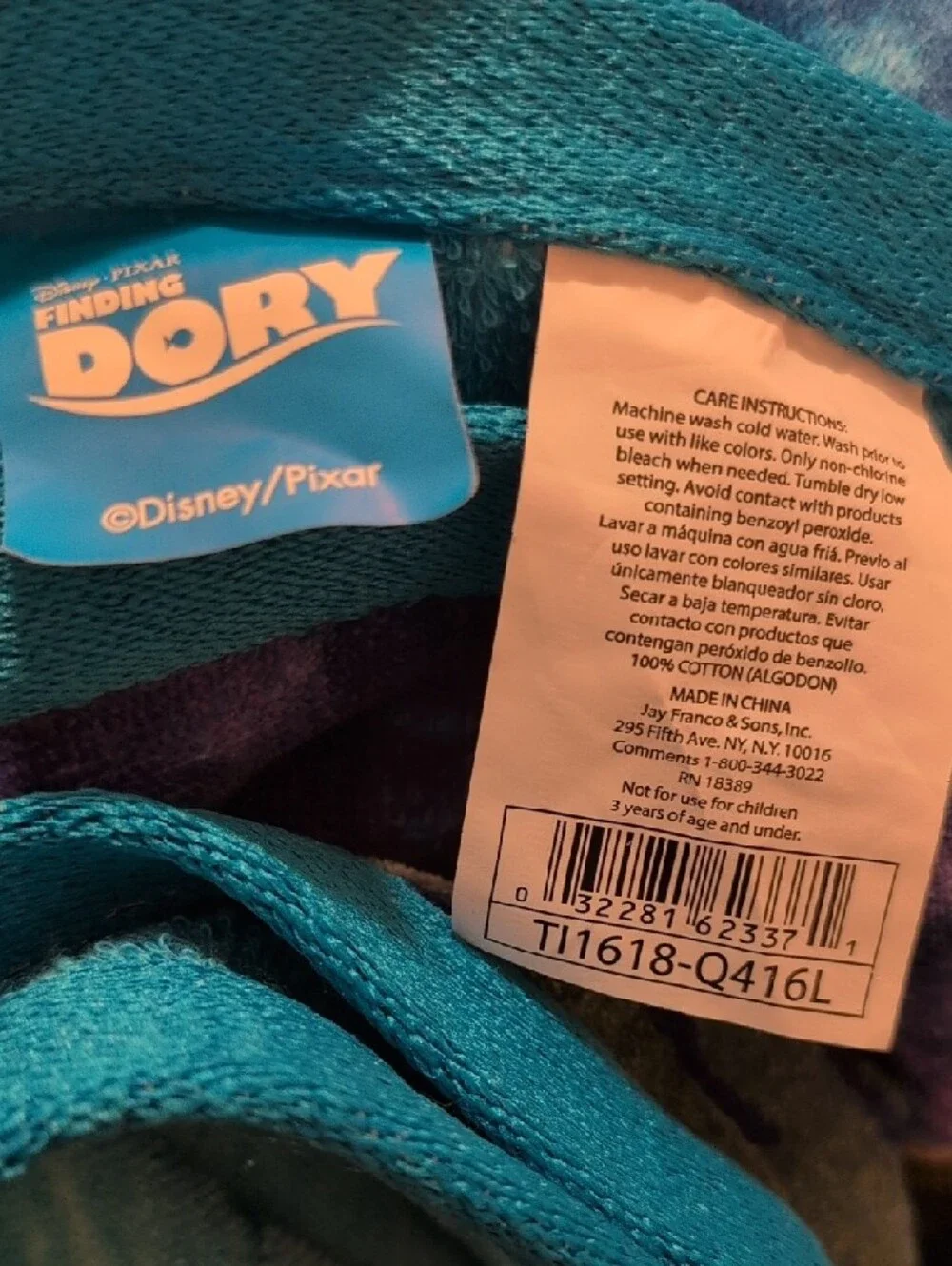 Disney Finding Dory Towel